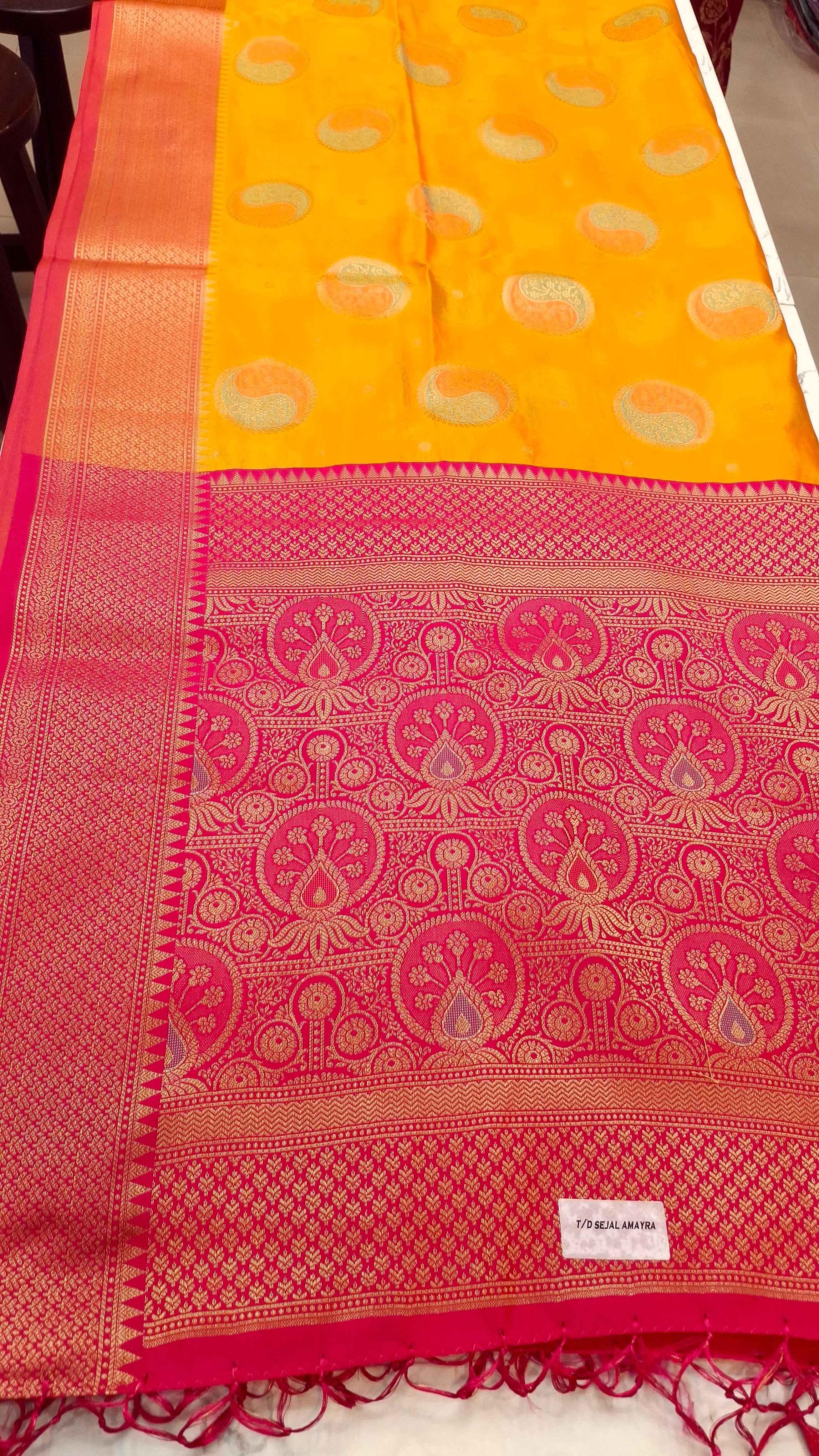 COTTON BASE KATHPADAR SAREE IN YELLOW AND PINK COLOUR